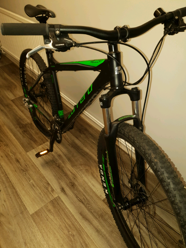 carrera hellcat green and black